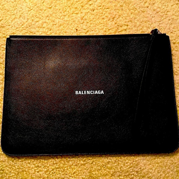 Balenciaga leather pouch - approx. 15 inches long! Authentication by Rebag! - Picture 4 of 6